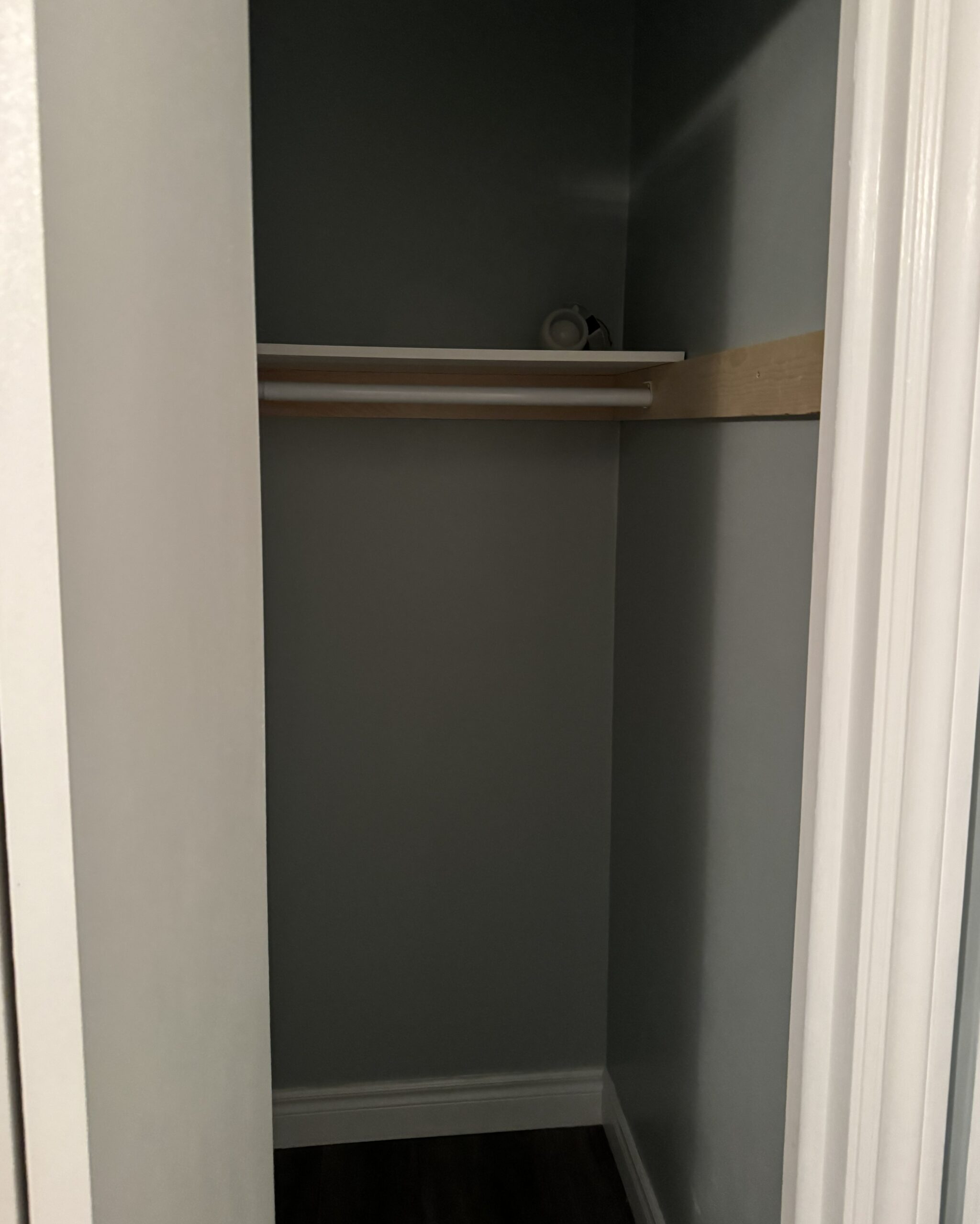 walk-in-closet-renovation-master-bedroom-toronto
